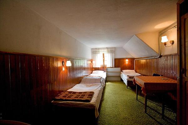 Schronisko Pttk Samotnia Hostel Karpacz Szoba fotó